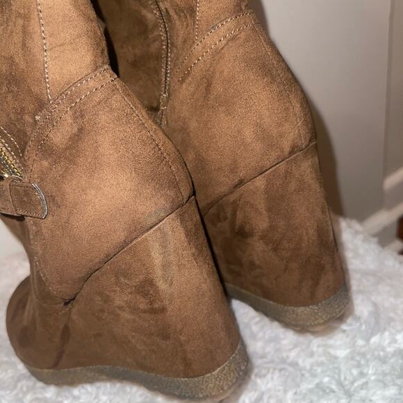Unisa Brown Wedge Boots - Picture 9 of 10